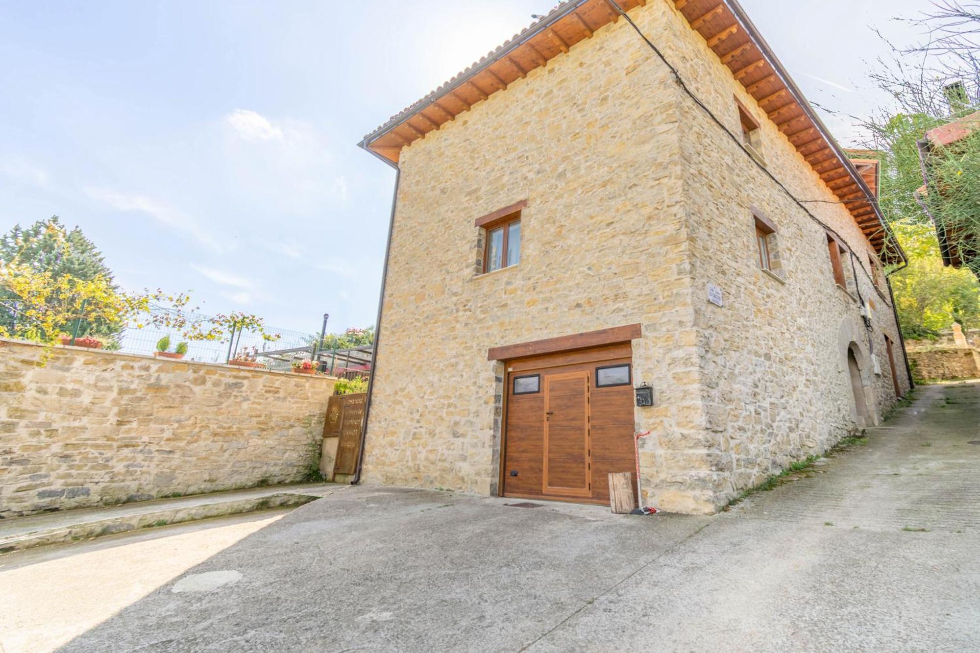 Acogedora Casa Rural Con Jardin Y Barbacoa Proxima A Pamplona Ilzarbe Luaran gambar