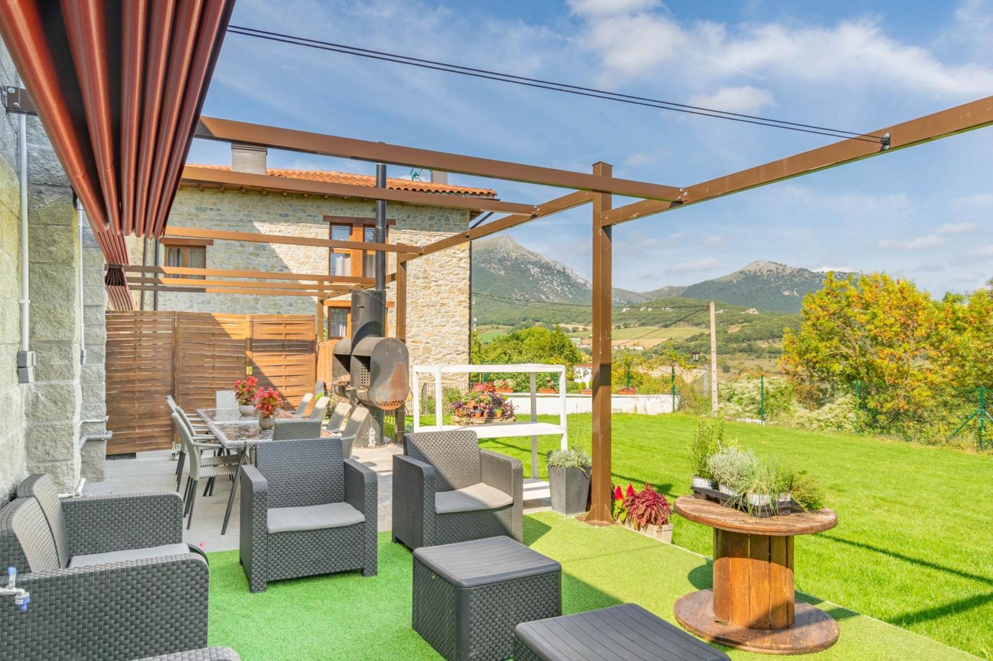 Acogedora Casa Rural Con Jardin Y Barbacoa Proxima A Pamplona Ilzarbe Luaran gambar